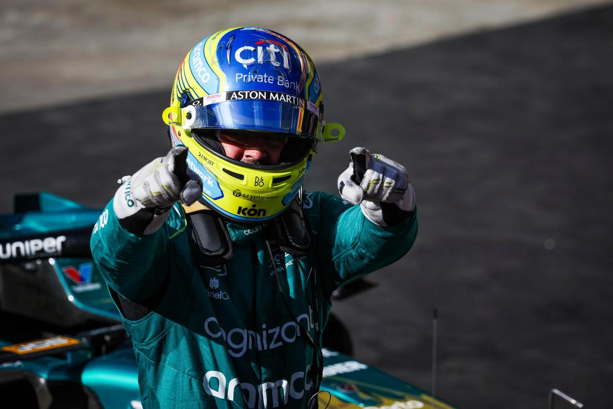 阿斯顿马丁绝杀梅赛德斯，阿隆索扛起全队