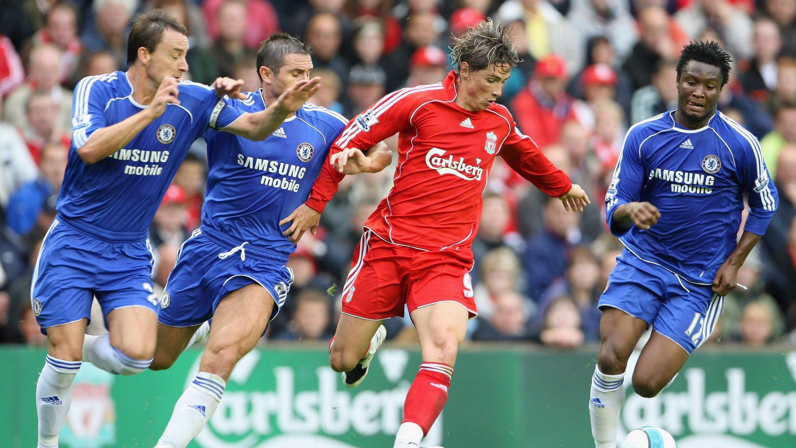 新西兰生死战取胜曼联，当橄榄球精神接管F1街道赛