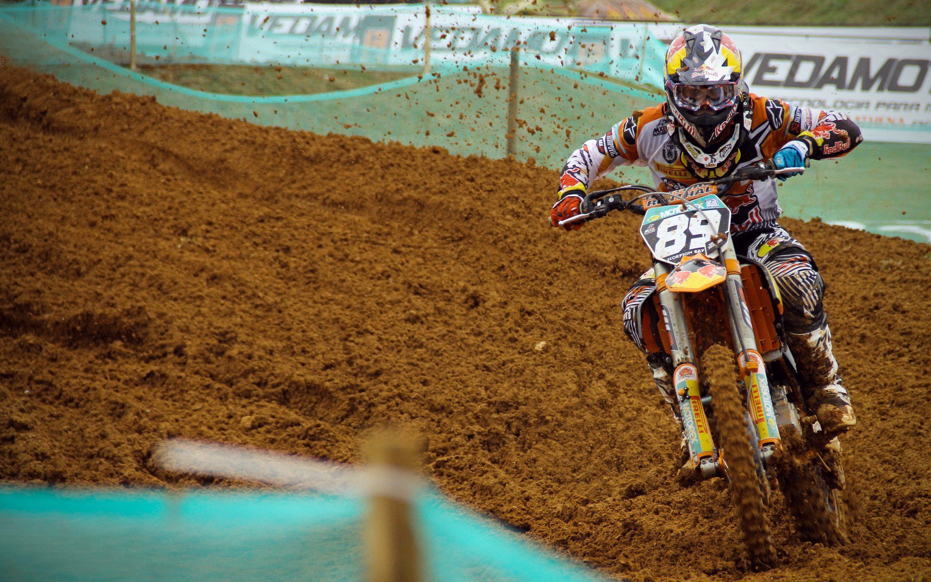 拉文节奏革命，当爵士的冰封旋律冻结了广东的烈焰